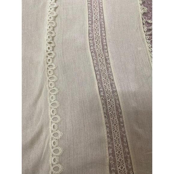 BOUTIQUE WOMEN'S CELERY FEMININE LIGHTWEIGHT EMBROIDERED AND LACE SCARF - Picture 5 of 5